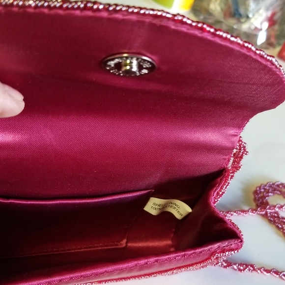 Beaded evening shoulder clutch NWOT - Picture 4 of 8
